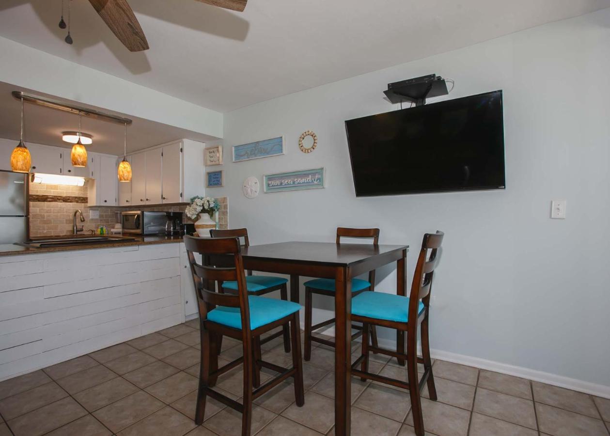 Island Winds West 477 By Albvr - Beachfront, Updated & Beautiful! Just Steps To The Beach & Hangout! Gulf Shores Eksteriør bilde